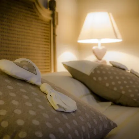 Πανσιόν Maison Liparlati 4*