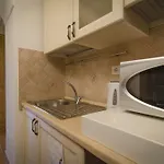 בית הארחה Maison Liparlati 4*