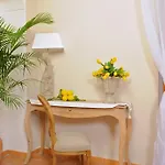 Maison Liparlati בית הארחה 4*